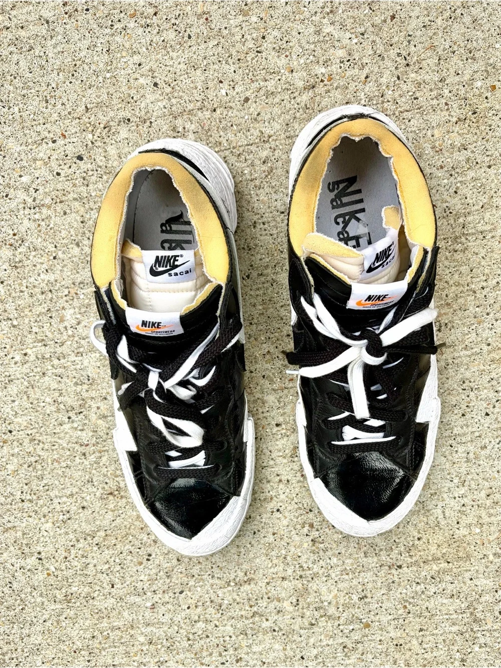 Nike x sacai Men’s Black/White Colorblock Low Top Lace-Up Sneakers